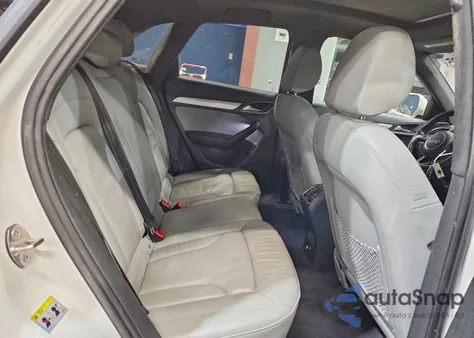 2017 Audi Q3 Premium z USA, uszkodzony, nr VIN WA1ECCFS0HR006194